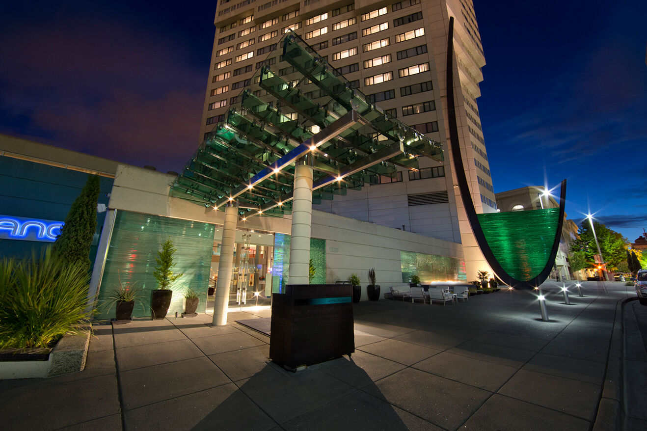 Hotel Murano Tacoma Exterior foto The Westin Palace Madrid