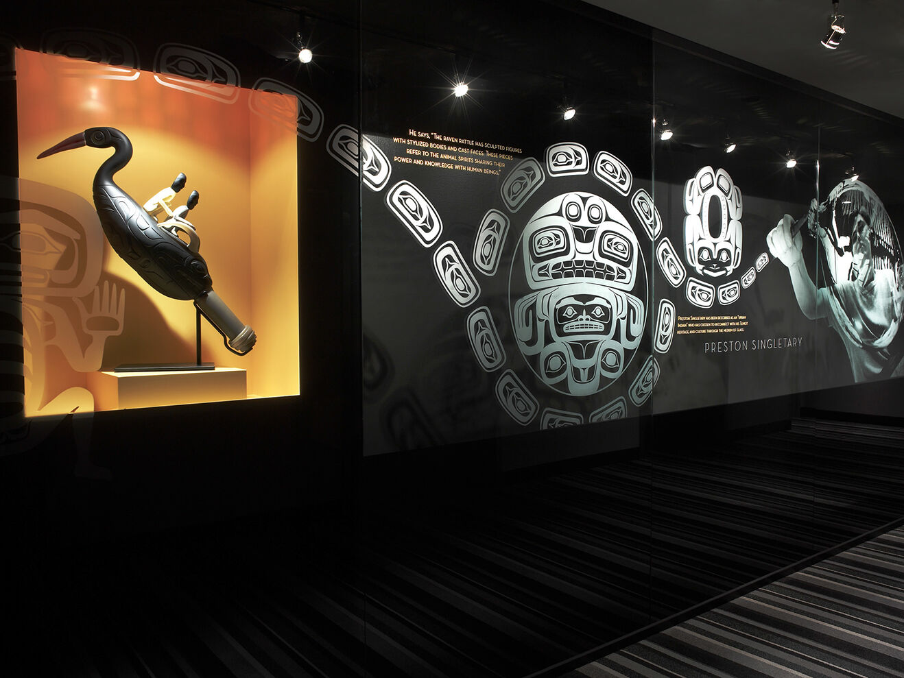 Hotel Murano Tacoma Exterior foto First Nations artwork at the Four Seasons Hotel Vancouver